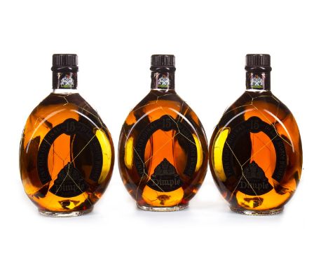 DIMPLE 15 YEARS OLD (3) Blended Scotch Whisky 75cl, 43% volume, in carton. Three bottles