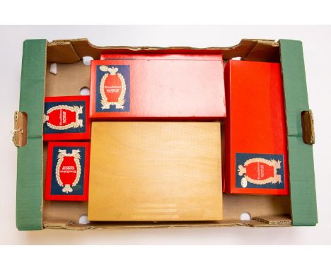6x Tradition boxed sets. The Royal Horse Guards, present day, 6 pieces. 2nd Gurkha Rifles, 1900, 6 pieces. The 2nd Dragoons (