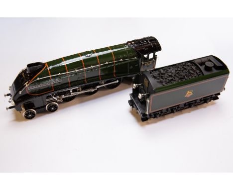 ACE TRAINS O Gauge electric British Railways Class A4 4-6-2 tender locomotive "GOLDEN PLOVER" 60031. Finished in Brunswick Gr