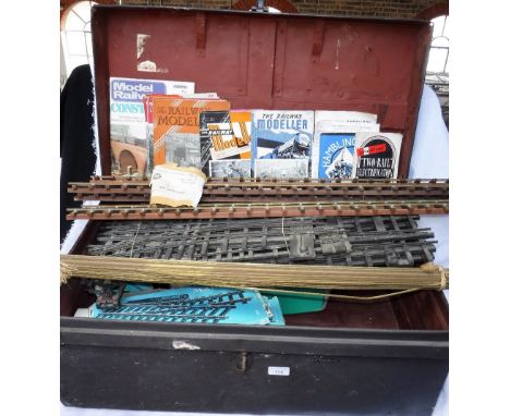 A COLLECTION OF GAUGE '1' MODEL RAILWAY TRACK, a bundle of as-new brass rail track and a collection of Vintage Model Railway 