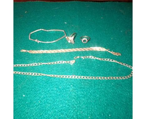 Mixed 925 silver jewellery, all with faults, combined 28g. UK P&amp;P Group 1 (£16+VAT for the first lot and £2+VAT for subse