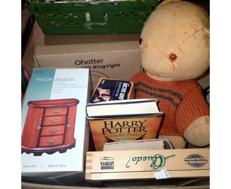 Boxed Mele jewellery box, 10 inch ring light, Cluedo and books. Not available for in-house P&amp;P