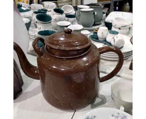 Vintage brown enamel teapot. Not available for in-house P&amp;P 