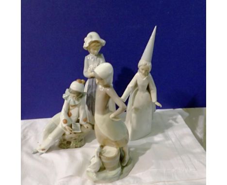 Four mixed Lladro and Nao figurines. Not available for in-house P&amp;P 