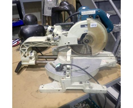 Makita LS 1013 compound 230v mitre saw. All electrical items in this lot have been PAT tested for safety and have passed. Thi