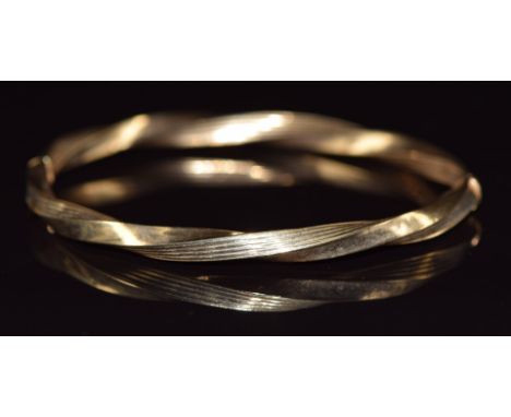 A&nbsp;9ct gold rope twist bangle, 6.2g