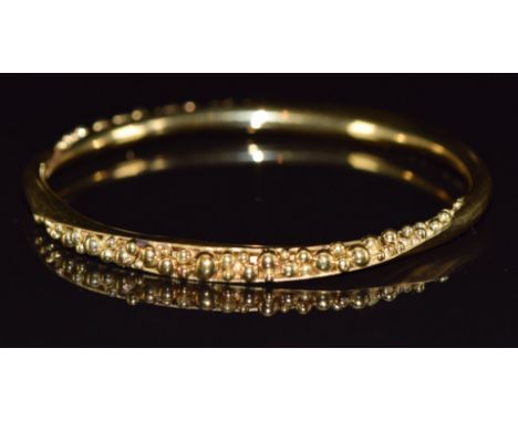 Bespoke 18ct gold bangle with beadwork decoration, maker PD, 33.3g