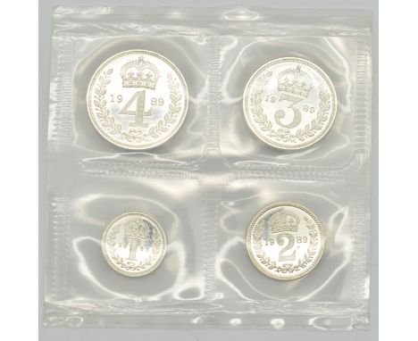 1989 Queen Elizabeth II Maundy set, first bust, in red leather pouch