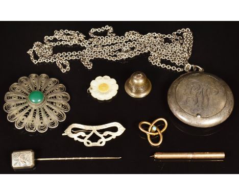 A 9ct gold toothpick, filigree brooch, Victorian silver stick pin, hallmarked silver compact, silver chain, etc&nbsp;