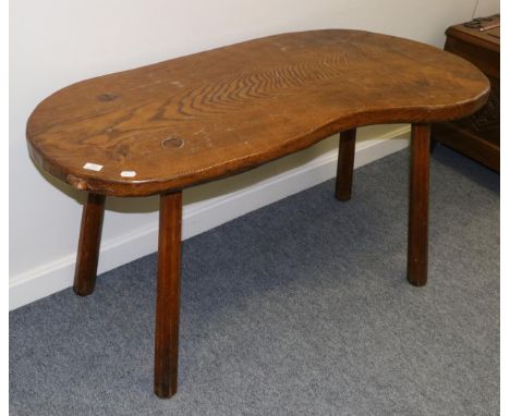 Mouseman: A Robert Thompson English Oak Kidney Shaped Table, on four octagonal legs, with carved mouse signature on edge, 134