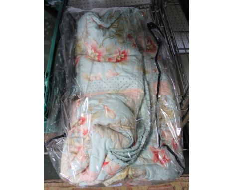 A textile padded quilt