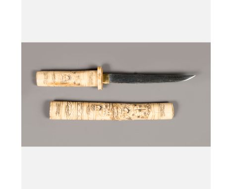 Chinese dagger, steel blade in carved shaft and grip, partly ebonised, around 1900. 31cm long