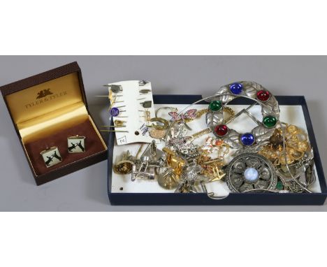 A quantity of costume jewellery to include stick pins, brooches, Tyler & Tyler cased cufflinks etc.