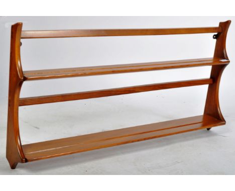 Ercol - Golden Dawn - Model 268 - A retro vintage mid 20th Century 1960's hanging plate rack / display book shelf. The rack h