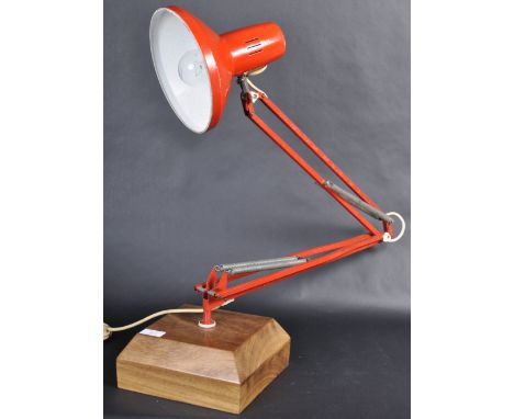 Waso Ledu - Type 231 - A retro vintage 20th Century Swedish articulated anglepoise desk / table lamp light having a council s