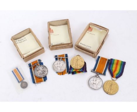 First World War Pair, comprising War and Victory Medals named to 33328 PTE. A.L. Hunt. R. FUS., together with two War medals,