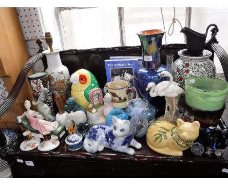 A LLADRO FIGURE OF A YOUNG GIRL, a Royal Doulton figure of a lady 'Repose' HN2272  and various ceramics