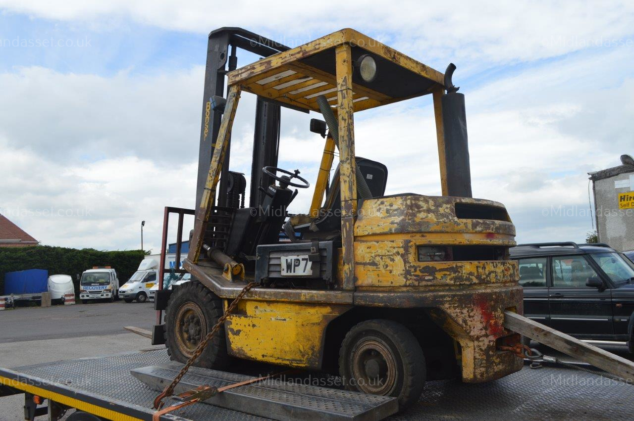 AG BONSER 7.25 2.5 TONNE DIESEL FORK TRUCK *NO VAT* UNLADEN WEIGHT 3800 kg MAXIMUM LIFT HEIG