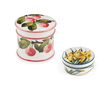  WEMYSS WARE 'DAFFODILS' LOW POMADE glazed earthenware, impressed maker’s mark WEMYSS, printed Thomas Goode & Co. retailer's 