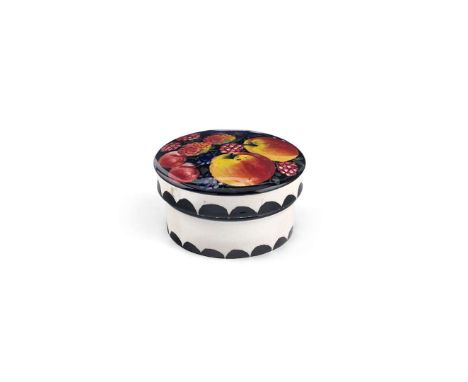  WEMYSS WARE 'MIXED FRUITS' LOW POMADE glazed earthenware, painted maker’s mark WEMYSS  9.5cm diameter   