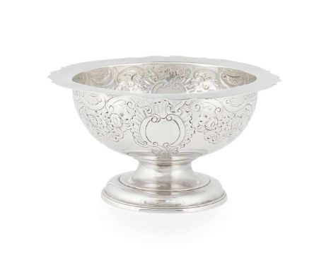  A GEORGE II SUGAR BASIN EDWARD LOTHIAN, EDINBURGH 1746 Assay Master Hugh Gordon, of traditional form, chased shell and scrol