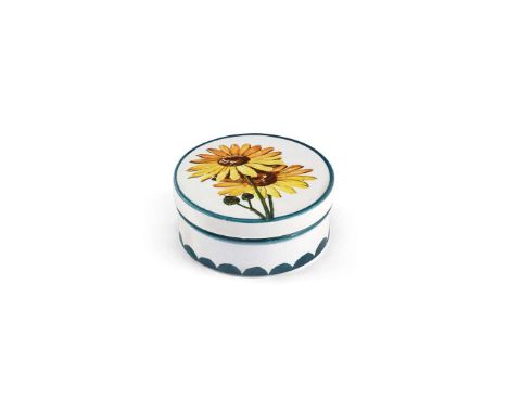  WEMYSS WARE 'CORN MARIGOLD' LOW POMADE glazed earthenware, impressed maker’s mark WEMYSS 9.3cm diameter   