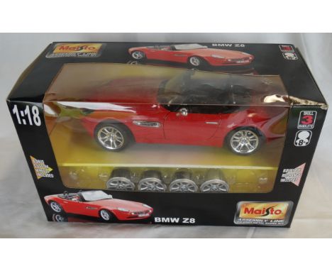 MAISTO 1/18 SCALE BMW Z8 