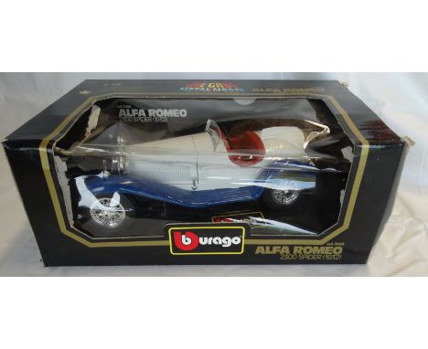 BURAGO 1/18 SCALE ALFA ROMEO SPIDER 