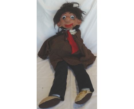 HAND PUPPET 