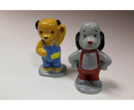 TWO WADE CHILDHOOD FAVOURITES FIGURES - SOOTY AND SWEEP - LIMITED EDITION 1694 / 2000 WITH CERTS