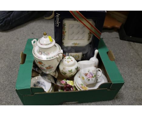 A SELECTION OF CERAMICS TO INC BOXED AYNSLEY CLOCK AND FRAME SET