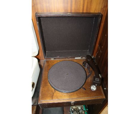 A COLUMBIA WOODEN CASED RECORD PLAYER