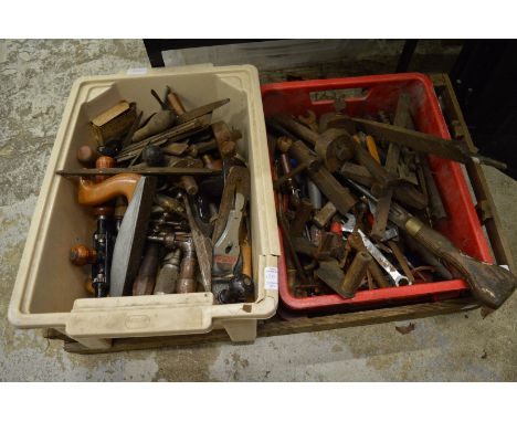 A quantity of tools.