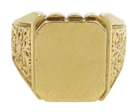 18ct gold signet ring, with engraved scrollwork shoulders, stamped 750Condition Report:Approx 20.92gm, size R, max depth = 15