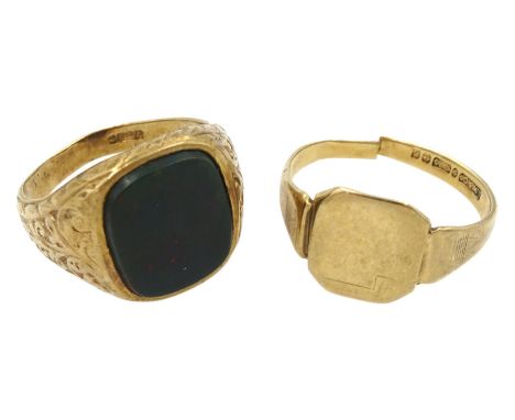 Gold bloodstone signet ring, the shoulders with engraved decoration and one other gold signet ring, both hallmarked 9ctCondit