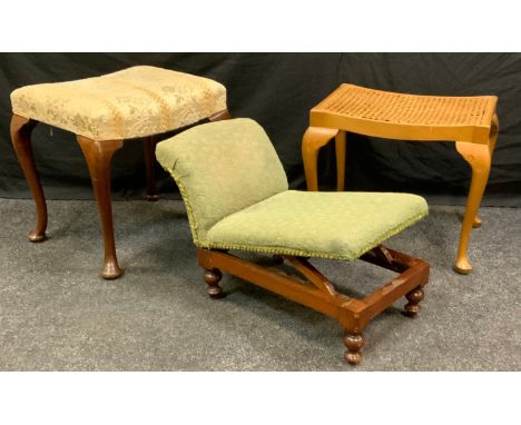 A late Victorian mahogany mechanical goat stool, rounded rectangular stuffed-over carpet top adjustable on a ratchet, turned 