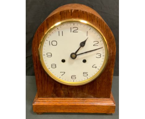 20th century German oak case bracket clock, white dial Arabic numerals eight day movement, 30.5cm high 