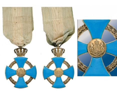  Commander`s Cross, Civil, 2nd Model. Neck Badge, gilt Silver concave cross, concave light blue enamel on both sides and laur