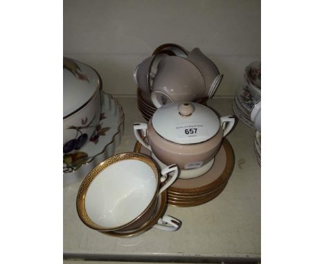 Royal Worcester Athena teaware approx 19 pieces 