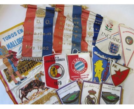 PENNANTS / EDDIE BAILY      Fifteen pennants relating to various tours that Eddie Baily made with Tottenham and England in th