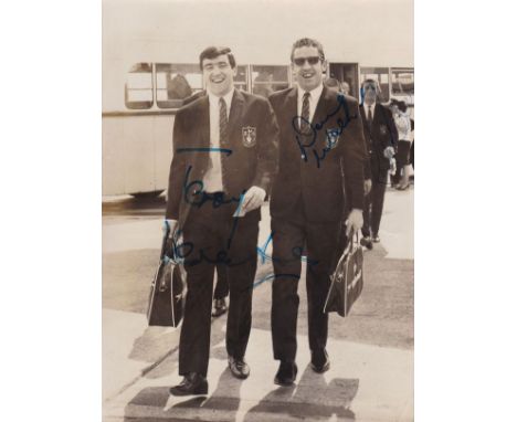 TOTTENHAM HOTSPUR AUTOGRAPHS 1960'S An 8" X 6" black &amp; white Press photograph with paper notation on the reverse showing 