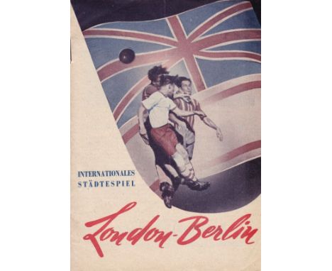 BERLIN - LONDON 1953     Programme for Berlin XI v London XI 10/11/1953 in Berlin, 16 page programme, London team had 3x Tott