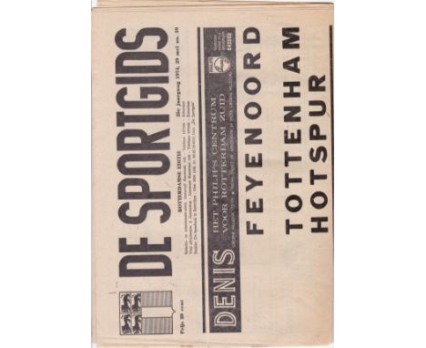 1974 UEFA CUP FINAL 2ND LEG        De Sportgids newspaper programme for the match in Rotterdam, Feyenoord v. Tottenham Hotspu