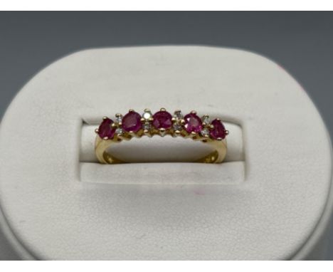 Ladies 18ct gold Ruby and diamond ring, size Q (3.19g) 