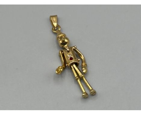 18ct gold Ruby and diamond stone Clown pendant (7.82g)