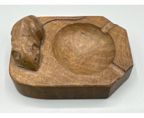 Robert “Mouseman” Thompson carved solid oak ashtray - 10x7.5cm 