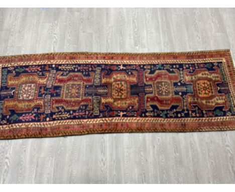Large fringed Persian runner (rug) 322x110cm 