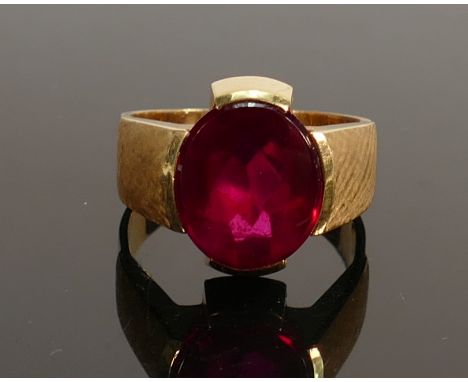 High carat yellow gold gents ring &amp; red stone possibly a ruby: Ring tests as very high carat gold (18ct or above).  Size 