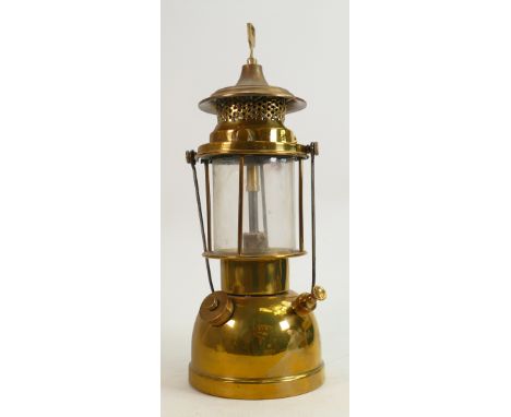 20th century Bialaddin model 300X Tilly lamp: Height 42cm. 