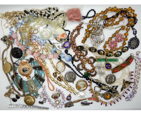 A collection of vintage costume jewellery to include, a Thomas Mott brooch of Loch Tummel, a Mimi di Niscemi necklace, a pair